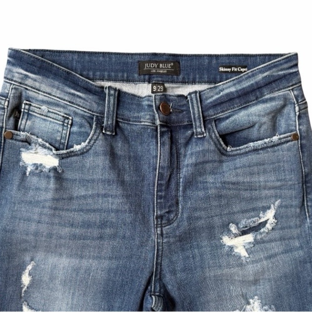 Judy Blue Skinny Fit Capri Jeans - Picture 3 of 7